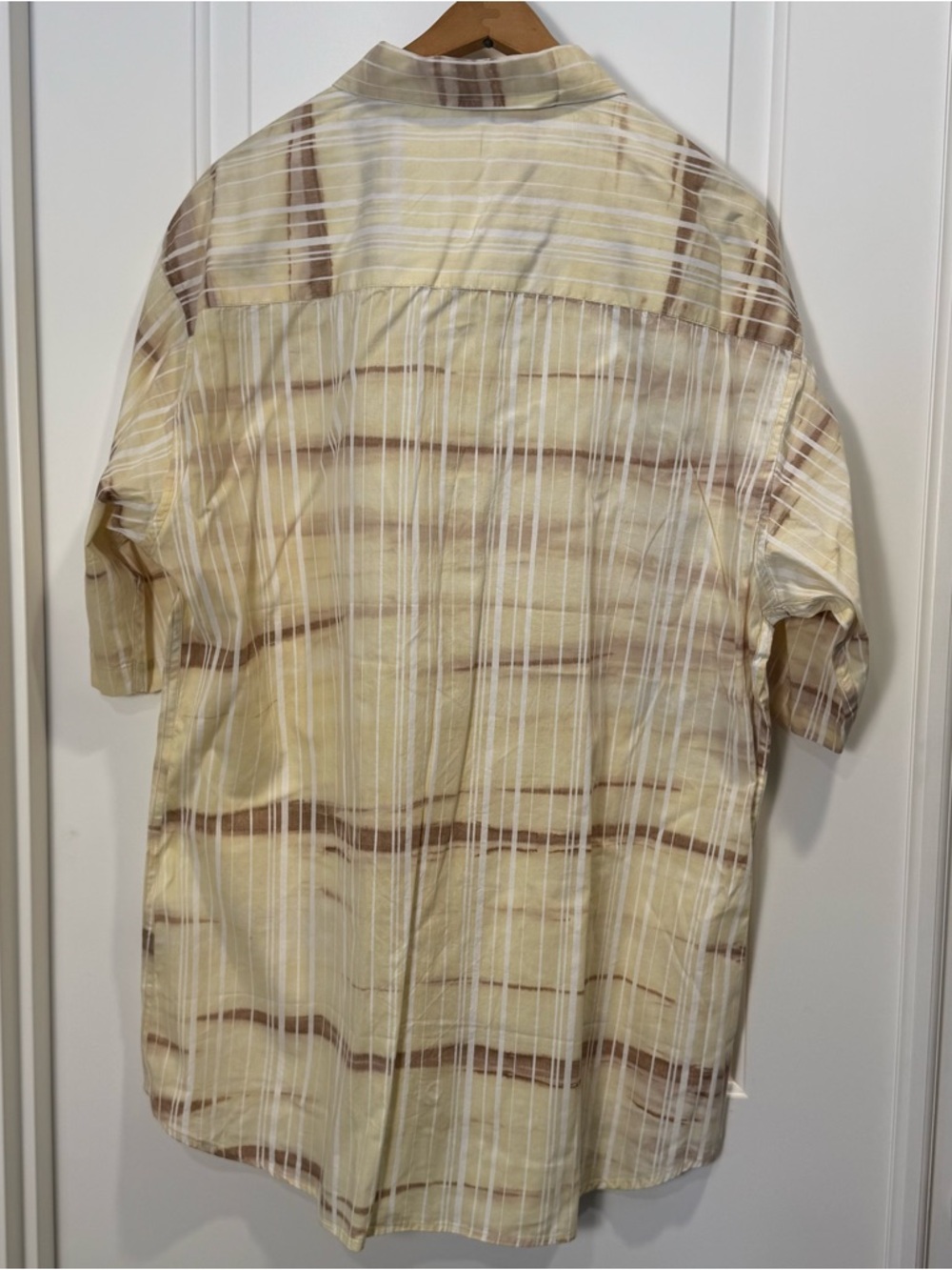 Short-Sleeve Button-Down Shirt in Cream and Brown Stripe - Picture 3 of 5